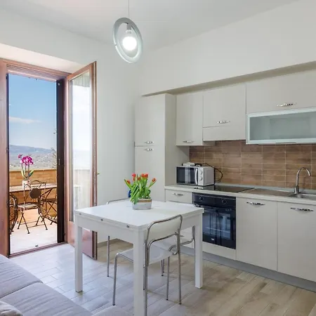 Il Tramonto Holidays * Trevi