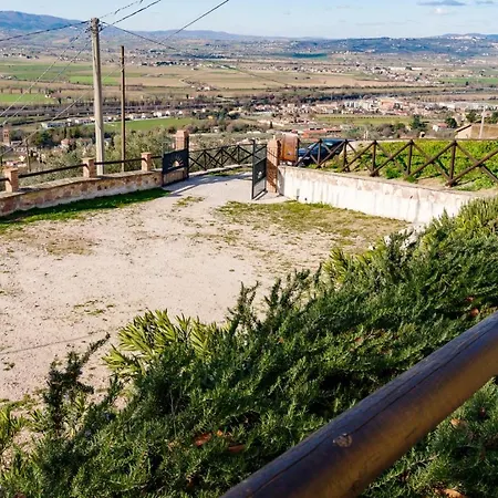 Il Tramonto Holidays Apartment Trevi