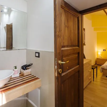 Il Tramonto Holidays Апартаменты Треви