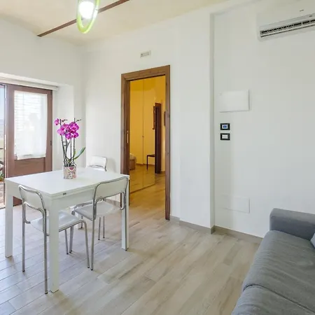 Il Tramonto Holidays Apartment